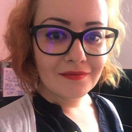 Profile picture of Bianca Toth